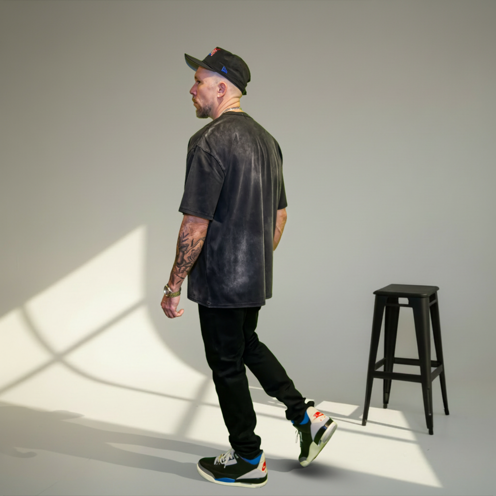 Member of the Month | SUN FADED TEE