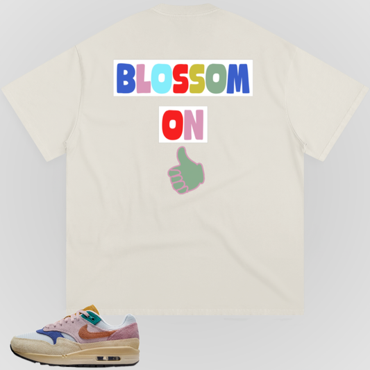 BLOSSOM ON | HEAVY TEE